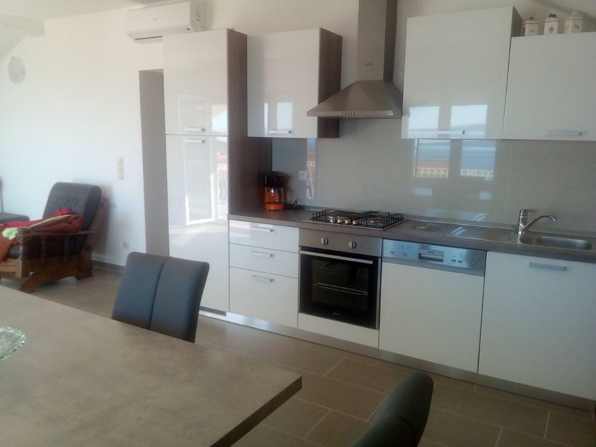 Modern Apartment ดูเช ภายนอก รูปภาพ